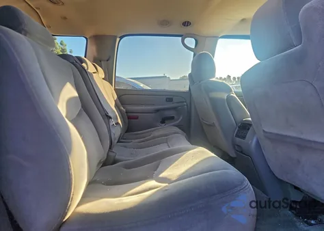 2004 GMC Yukon Xl C1500 z USA, uszkodzony, nr VIN 3GKEC16T74G285502